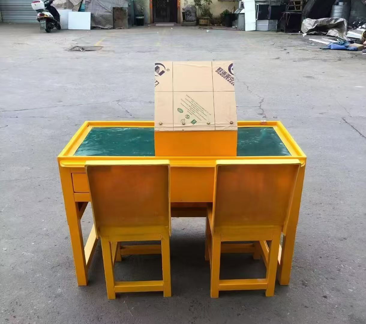 固镇防静电导通桌井下煤矿火工品发放桌：危险品流转的安全守护者